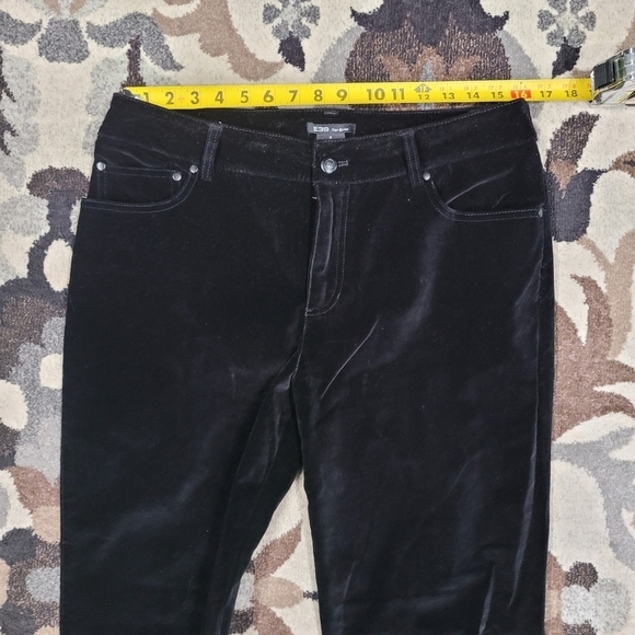 E39 by Eric Straight Leg Black Velvet Women’s Pant Sz 12 - Picture 8 of 11